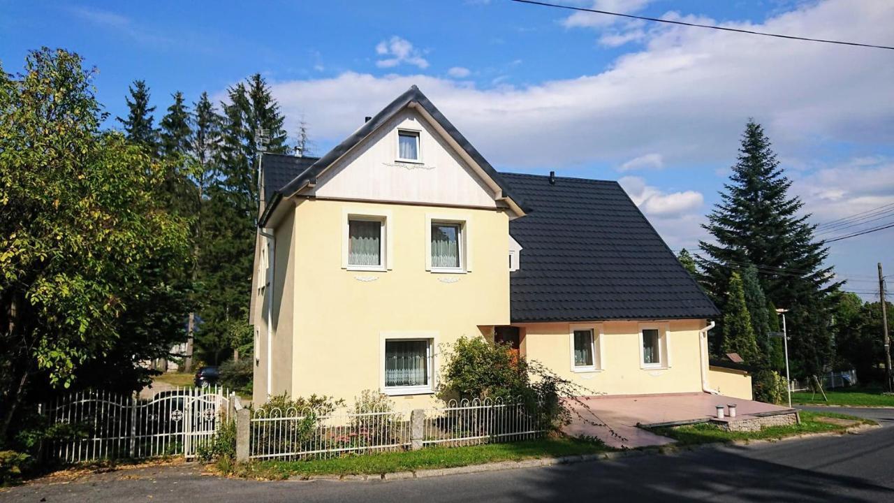 Gosciniec Jas -Sniadania I Obiadokolacje Szwedzki Stol W Cenie Bezplatny Parking Szklarska Poreba Exterior photo